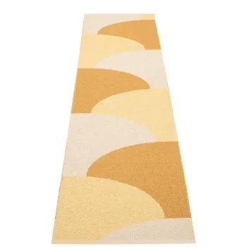 Covor tip traversa pentru interior si exterior galben ocru 70x270 cm Hill Ochre Pale Yellow - Pappelina imagine
