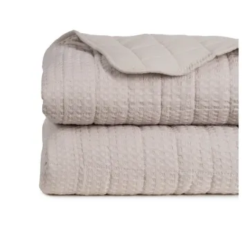 Cuvertura bej matlasata 240x260 cm - Ixia imagine