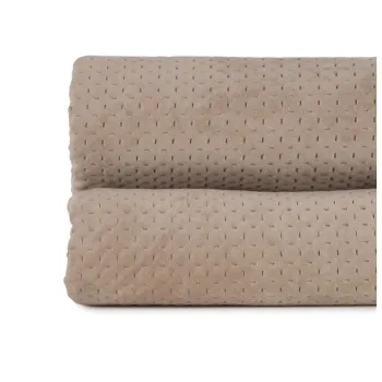 Cuvertura bej matlasata din catifea 180x260 cm - Ixia imagine