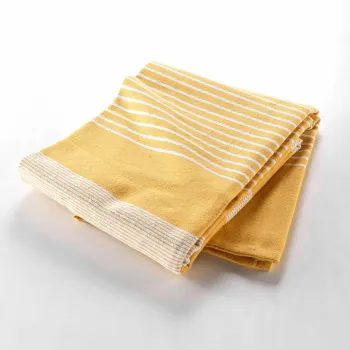 Cuvertura galbena 220x240 cm Adele - douceur d'interieur imagine