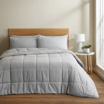 Cuvertura gri deschis matlasata din microplus pentru pat dublu 200x220 cm Cosy Cord - Catherine Lansfield imagine