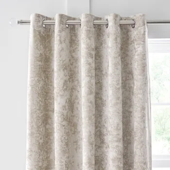 Draperii bej 2 buc. 168x137 cm Crushed Velvet - Catherine Lansfield imagine