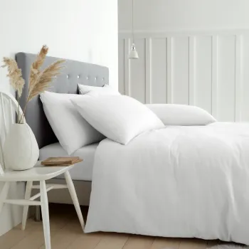 Lenjerie de pat alba din flanela pentru pat dublu/extinsa 230x220 cm Brushed - Catherine Lansfield imagine