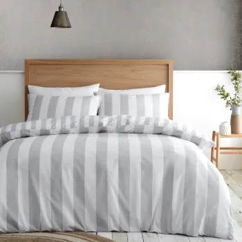 Lenjerie de pat alba/gri pentru pat dublu/extinsa 230x220 cm Cove Stripe - Catherine Lansfield imagine