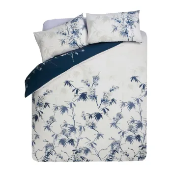 Lenjerie de pat albastru-A(R)nchis/crem pentru pat dublu cu 3 piese 200x200 cm Kyoto Floral aEURCatherine Lansfield imagine