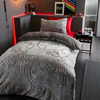 Lenjerie de pat fosforescenta pentru copii din microplus/cocolino pentru pat de o persoana 135x200 cm Game Over - Catherine Lansfield imagine