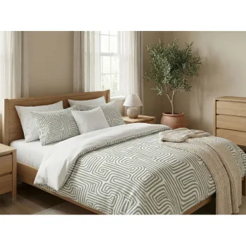 Lenjerie de pat verde salvie pentru pat dublu 200x200 cm Maze - Mijolnir imagine