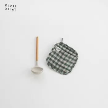 Manusa de bucatarie din in Forest Green Gingham - Linen Tales imagine