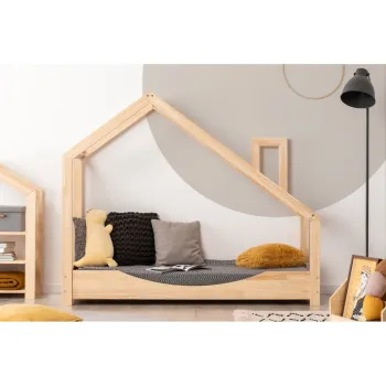 Pat din lemn de pin in forma de casuta Adeko Luna Elma, 90 x 180 cm imagine