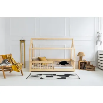 Pat pentru copii in culoare naturala de tip casa din lemn de pin 120x200 cm Mila MBW - Adeko imagine