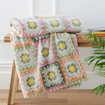 Patura din microplus 130x170 cm Crochet Print Cosy - Catherine Lansfield imagine