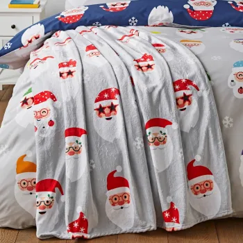 Patura gri din microplus/cocolino 130x170 cm cu model de Craciun Santa Spec-Tacular - Catherine Lansfield imagine