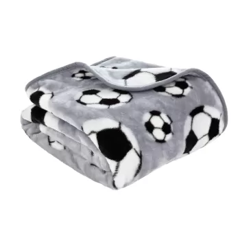 Patura pentru copii gri 150x120 cm Football - Catherine Lansfield imagine