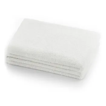 Prosop alb din bumbac din frotir 70x140 cm Amari - AmeliaHome imagine