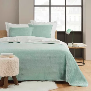 Set cuvertura si fata de perna verde matlasat din sherpa 240x220 cm Mylene - douceur d'interieur imagine
