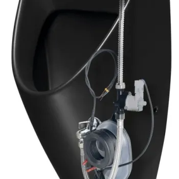 Pisoar negru cu alimentare din spate, senzor de spalare integrat automat, alimentare baterie 6V imagine