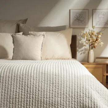 Cuvertura de pat Bristles, Homla, 200x220 cm, poliester, bej imagine