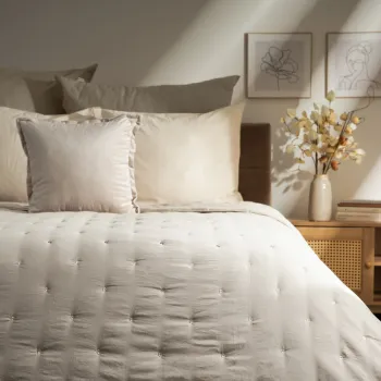 Cuvertura de pat Quilly, Homla, 200x220 cm, poliester, bej imagine