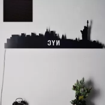 Decoratiune luminoasa LED, NYC Skyline, MDF, 60 LED-uri, Roz imagine