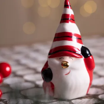 Decoratiune, SUS0148, 7x6x10 cm, Ceramica, Rosu/Alb imagine