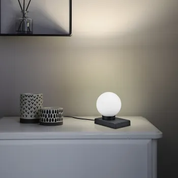 Lampa de masa Davi Ii, TRIO, 15x12x15 cm, 40W, 1x E14, metal, negru mat/alb imagine