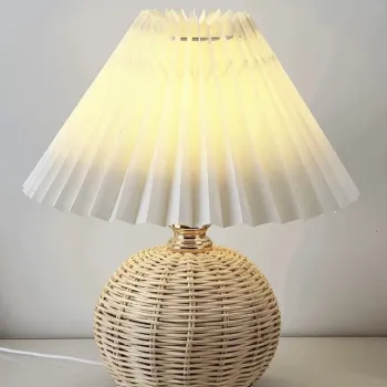 Veioze si lampi imagine