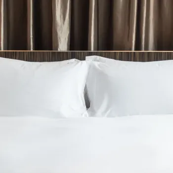 Lenjerie de pat Hotel Line, dubla, 200x220 cm, bumbac 100%, satin, 300 TC, alb imagine