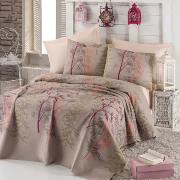 Set cuvertura pique dubla 3 piese, L'essentiel Maison, Urla, Bumbac, Beige / Red / Salmon / Green imagine