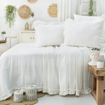 Set cuvertura pique dubla, Martha - Cream, Saheser, Bumbac imagine