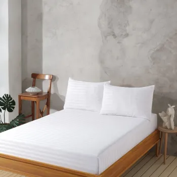 Set de pat pentru o persoana (cearceaf cu elastic si perna) 2 piese, Water Yollu Saten - White, EnLora Home, 70% bumbac/30% poliester imagine