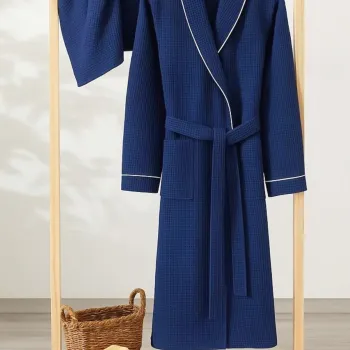 Set halat si prosop de baie, L'essentiel Maison, Soho, 65% bumbac/35% poliester, Albastru navy imagine