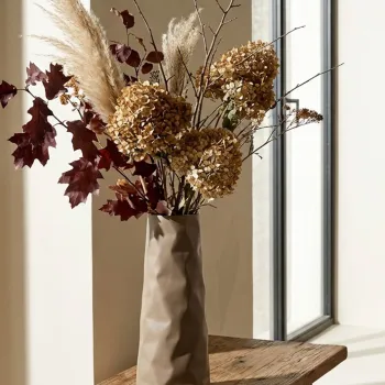 Vaza decorativa, Mauro Ferretti, Norimberga, 16x20x50 cm, fier, crem imagine