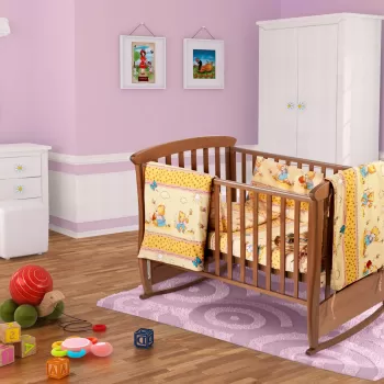 Set patut bebe, Somnart, cearceaf cu elastic pentru saltea 60x120x10, pernuta 37x55, pilota 100x105, aparatori 180x45, model Honey imagine