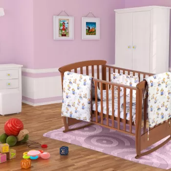 Set patut bebe, Somnart, cearceaf cu elastic pentru saltea 60x120x10, pernuta 37x55, pilota 100x105, aparatori 180x45, model Ursuleti imagine