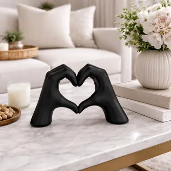 Decoratiune sculpturala maini in forma de inima - rasina - 25 x 8.5 x 15 cm imagine
