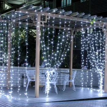 Instalatie Craciun perdea interior/exterior LED, diverse marimi si culori imagine