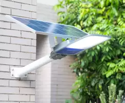 Lampa solara stradala LED cu panou solar 400w, brat montare si telecomanda, 13500 lumeni, 180 LED imagine