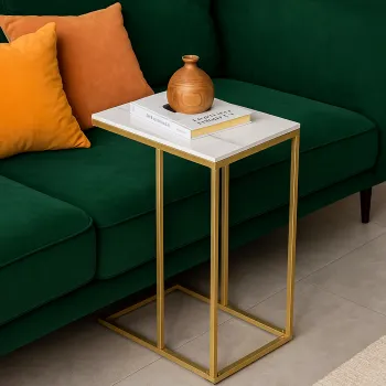 Masuta laterala cu blat tip C, marmura lucios si picioare aurii, design modern 45 x 30 x 54 cm imagine