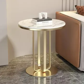 Masuta rotunda, blat efect marmura, cadru metalic auriu, design modern, 40x55 cm imagine