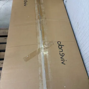 RESIGILAT -- Birou minimalist alb cu rafturi - 160x60x73 cm, ideal pentru spatii mici, lucru si studiu Stejar . Acceptabil #006 imagine