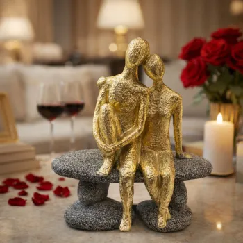 Statueta decorativa cuplu pe banca din rasina 20 cm imagine