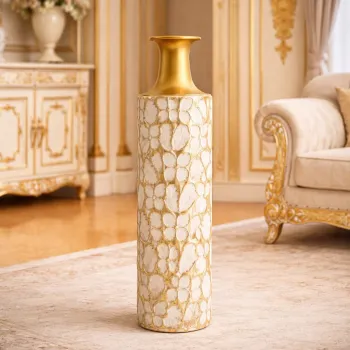 Vaza decorativa de podea 71 cm din metal alb si auriu model floral elegant imagine